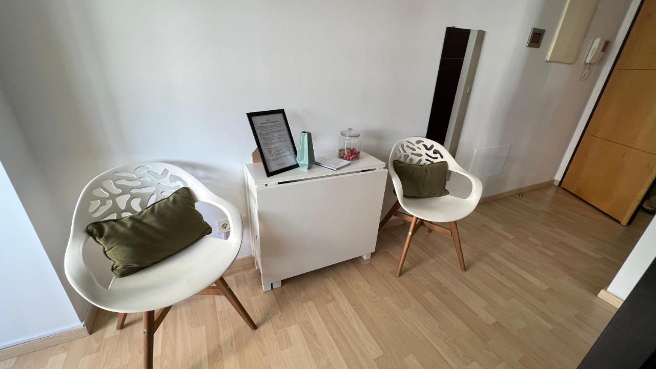 Love Rent4 Malaga Pacifico Εξωτερικό φωτογραφία