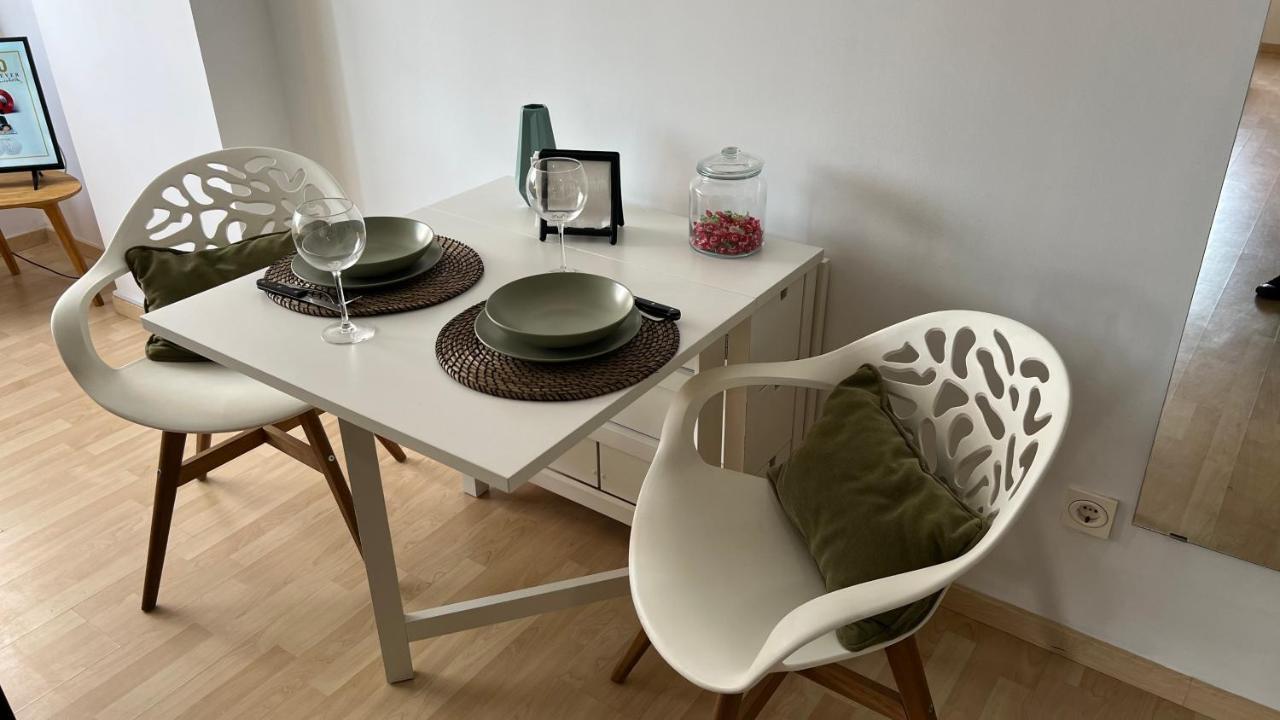 Love Rent4 Malaga Pacifico Εξωτερικό φωτογραφία