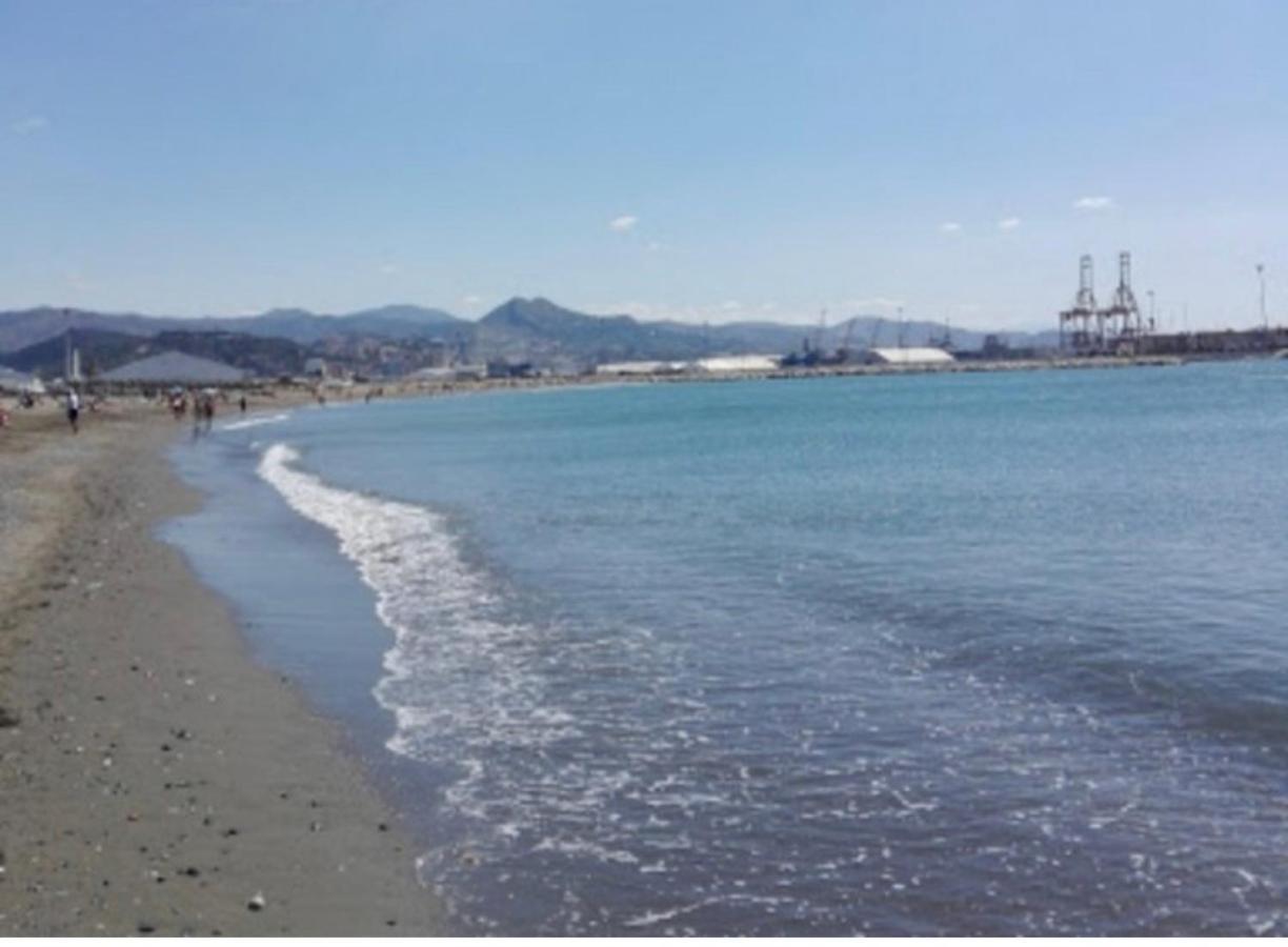 Love Rent4 Malaga Pacifico Εξωτερικό φωτογραφία
